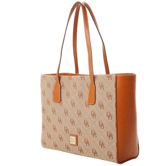 Dooney & Bourke Jacquard Maxi Quilt Ashton Tote - Picture 2 of 9